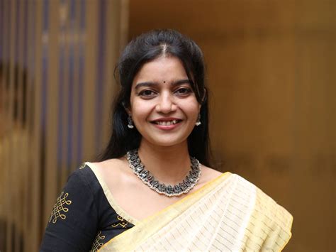 I Will Not Respond To Divorce Rumors Swathi Telugu Cinema