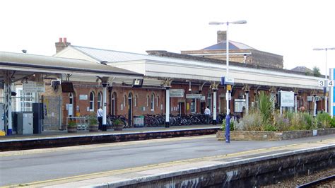 A Selection Of Great Western Railway Stations Part Ii We Are Railfans