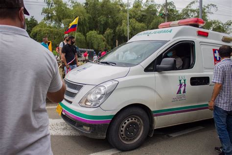 Amp Colombia Al Menos Cinco Muertos Y 500 Heridos Al Hundirse Una