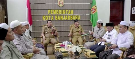 Program Dauroh Walikota Banjarbaru 30 Ulama Berangkat Ke Yaman