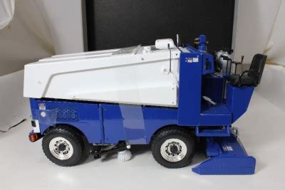 1/18 Hand Crafted Diecast Model Zamboni Ice Resurfacer Machine Ice ...