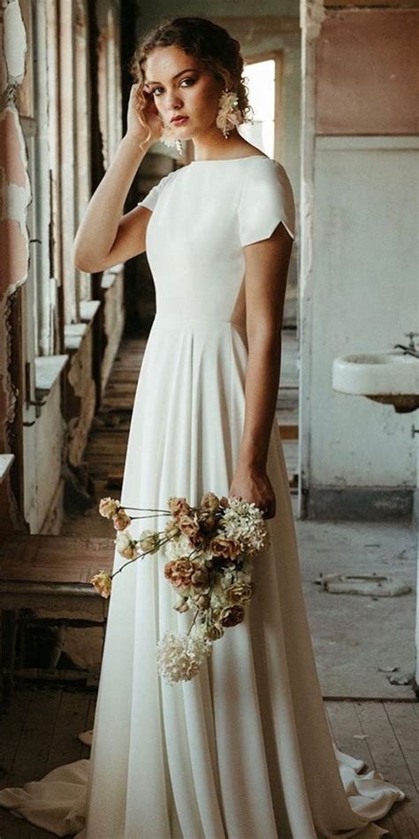 18 Of The Most Graceful Simple Wedding Dresses With Sleeves Wedding Dresses Guid Simple