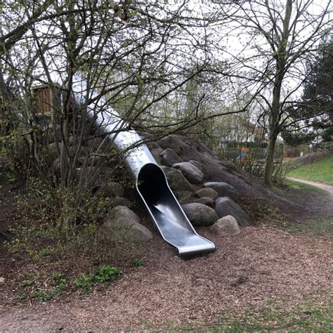 Bild 1 Zum Spielplatz Hedwig Kohn Weg In Braunschweig