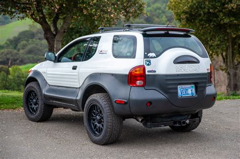 The Funky Isuzu Vehicross Is A 90s Suv That Deserves More Love