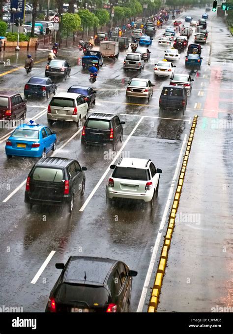 Stuck In Rainy Traffic Hi Res Stock Photography And Images Alamy