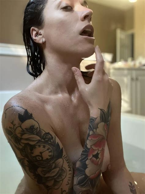 Do I Qualify As Still Fuckable Nudes Obsf Nude Pics Org