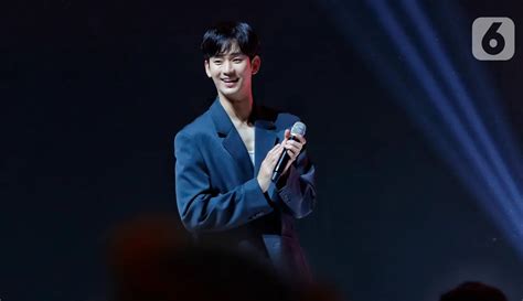 Kim Soo Hyun Sapa Penggemar Di Indonesia Foto Liputan6