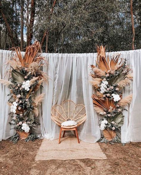 Decoración Con Hoja De Palma Seca Para La Boda