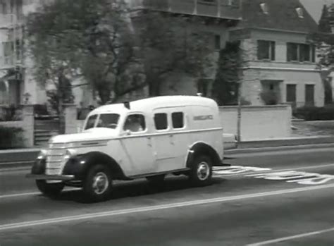 IMCDb Org 1937 International Harvester D Series Ambulance In My Pal