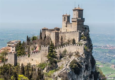 San Marino City Map Population And Facts Britannica