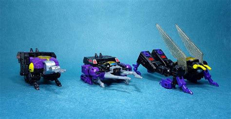 Transformers Legacy Deluxe Class Insecticons Group Shots Brave Fortress
