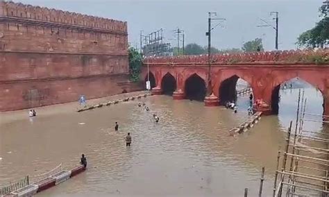 Delhi Rains Red Fort Delhi Secretariat Under Flood Waters