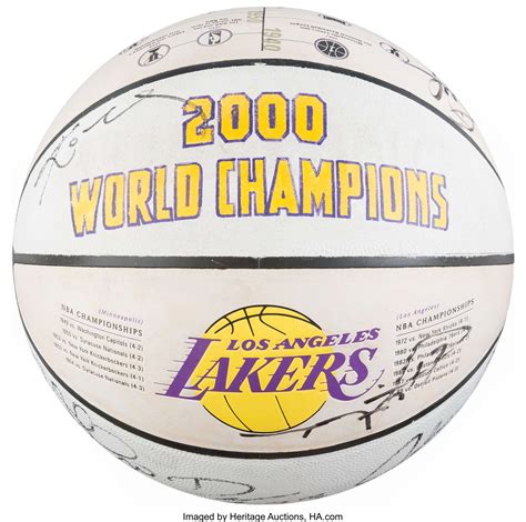 1999 2000 Los Angeles Lakers Team Signed Basketball World Lot