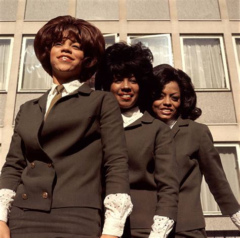 Twixnmix The Supremes Outside EMI Headquarters At 20