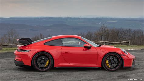 Porsche 911 GT3 | 2022MY (Color: Guards Red) | Side