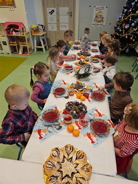 Miejskie Przedszkole Nr W Zielonce Wigilia U Przedszkolak W