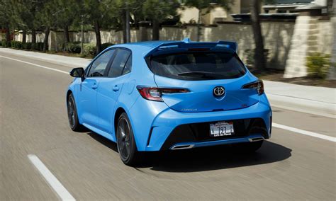 Toyota Corolla Hatchback Xse Review Autonxt Net