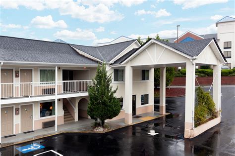 Days Inn by Wyndham, Dahlonega | Dahlonega, GA Hotels