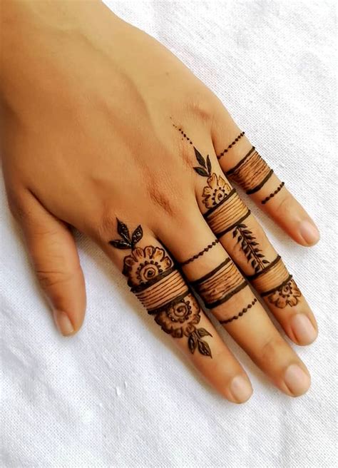 35 Beautiful Henna Design Ideas Finger Henna Design