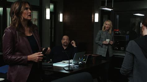 Apple MacBook Laptops In Law Order Special Victims Unit S24E08 A