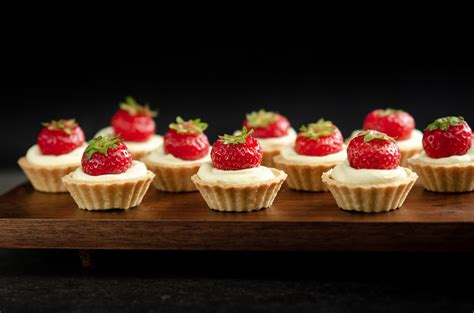 Mini Strawberry Tarts What Dad Cooked