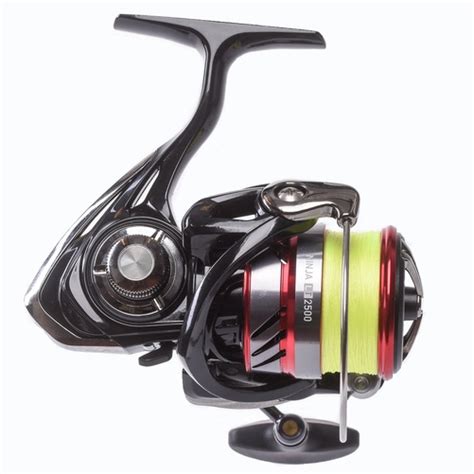 Daiwa 18 Ninja LT 2500 med påspolad J Braid 0 19mm Nyhamn Fiske