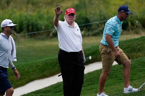 Trump Defends Saudi Arabia Liv Golf Avoids 911 Miami Herald