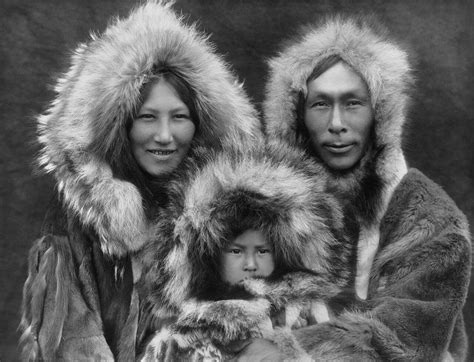 Inuit Native Americans In Canada Tioga Tours