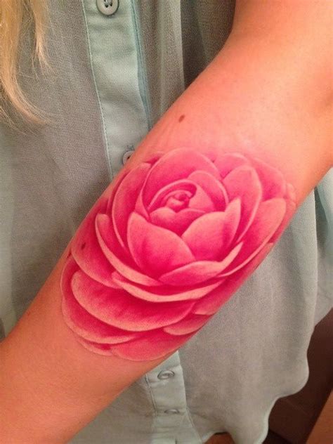 14 Floral Tattoo Designs for the Season - Pretty Designs