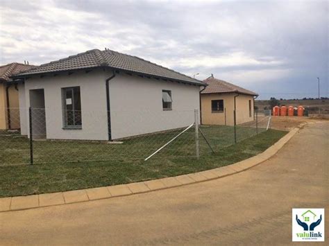 House For Sale In Clayville Ext 45 Midrand Gauteng For R 420460