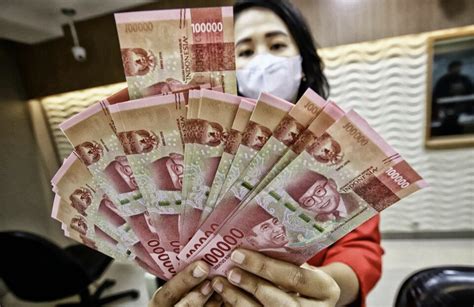 Kurs Rupiah Melemah Ke Rp 15 625 Ini Penyebabnya