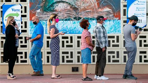 Photo Gallery Miami Dade Voters Go To The Polls Tuesday November 3