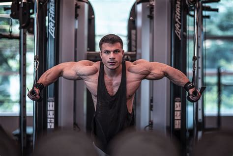 hakkimda furkan er ifbb pro athlete