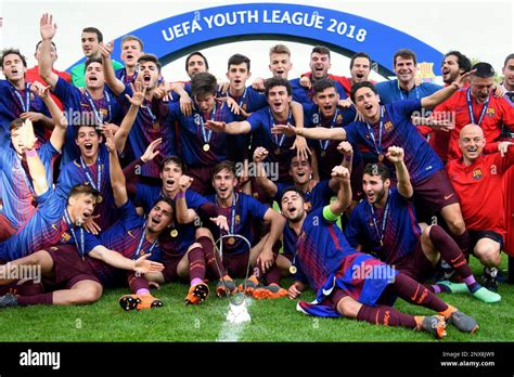 Barcelona S Players Celebrate The Victory In The Uefa Youth League