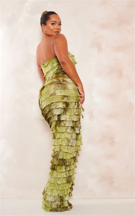 Shape Green Ombre Frill Edge Bandeau Maxi Dress Shape Prettylittlething Usa