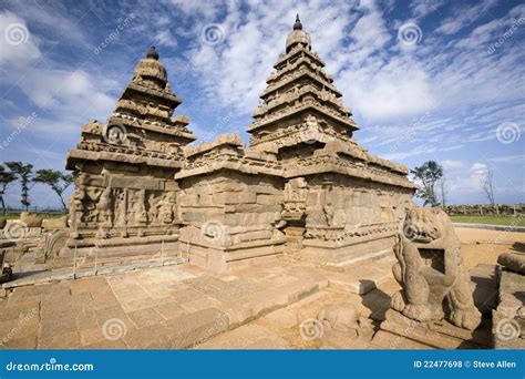 Templo De La Orilla Tamil Nadu La India Foto De Archivo Imagen De Recorrido Capilla 22477698