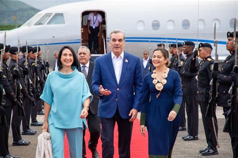 Presidente Abinader llega a Panamá para participar a toma de posesión