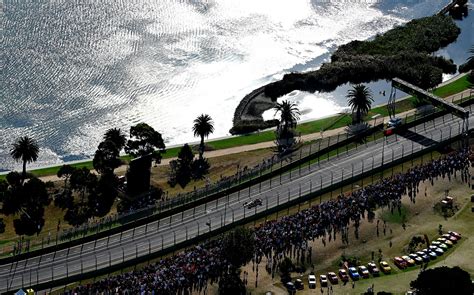 The Australian Gp In Melbourne Renews With F Until Bullfrag