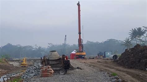 Digarap Bersamaan Proyek Tol Jogja Bawen Perbaikan Selokan Mataram