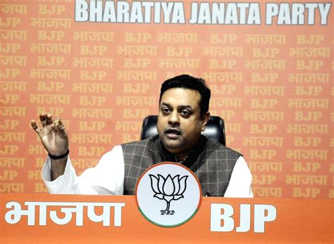 BJP Slams Cong For Abusing PM Modi