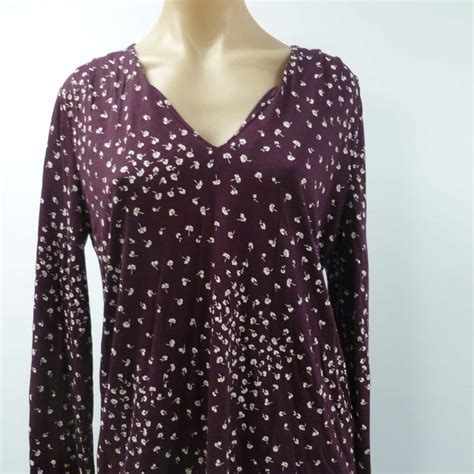 Witchery Womens Long Sleeve Top Red And White Floral Design Size S S