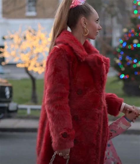 Ted Lasso S03 - Keely Jones Red Fur Coat