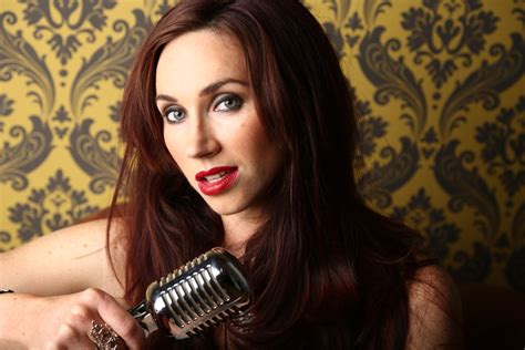 Singer Lorena | Female Vocalist | Joogleberry Entertainment