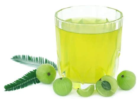 A Look At All The Fantastic Benefits Of Drinking Amla Juice For Health