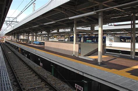 阪神電気鉄道 尼崎駅（1番線・2番線ホーム）におけるホームドアの設置 2024年春頃に完成予定！ 陽は西から昇る！ 関西のプロジェクト探訪