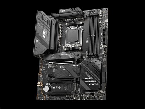 MSI Launches X670E TOMAHAWK WIFI Motherboard For Ryzen 7000 Processors