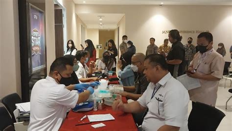 Tunjukkan Kepedulian Ratusan Karyawan Mnc Group Lakukan Donor Darah