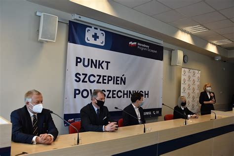 Ruszył Punkt Szczepień Powszechnych w CKE lokalsi net