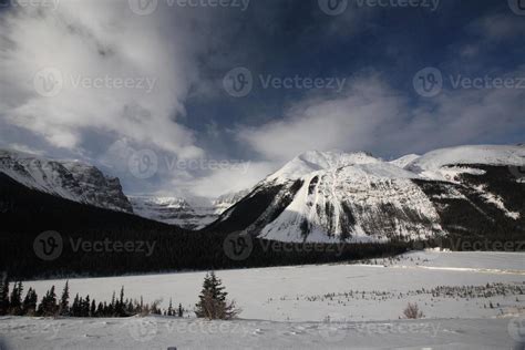 Rocky Mountains in winter 6225389 Stock Photo at Vecteezy