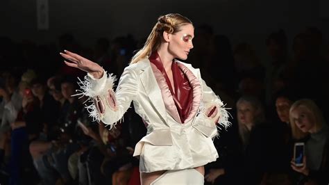 El Empoderamiento De La Vagina En Las Pasarelas Del Nyfw Infobae